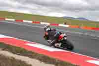 cadwell-no-limits-trackday;cadwell-park;cadwell-park-photographs;cadwell-trackday-photographs;enduro-digital-images;event-digital-images;eventdigitalimages;navarra;no-limits-trackdays;peter-wileman-photography;racing-digital-images;trackday-digital-images;trackday-photos